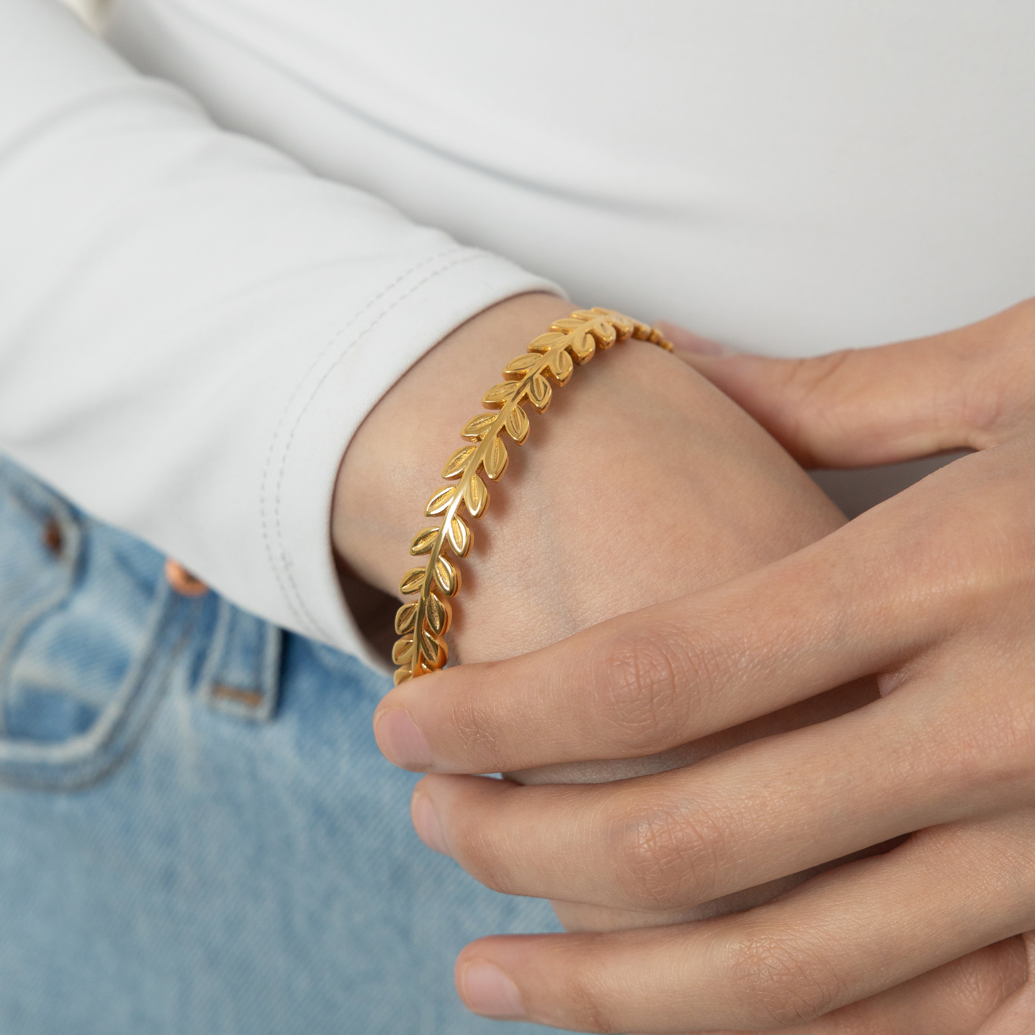 Handcrafted Olive Wood Bangle from Palestine