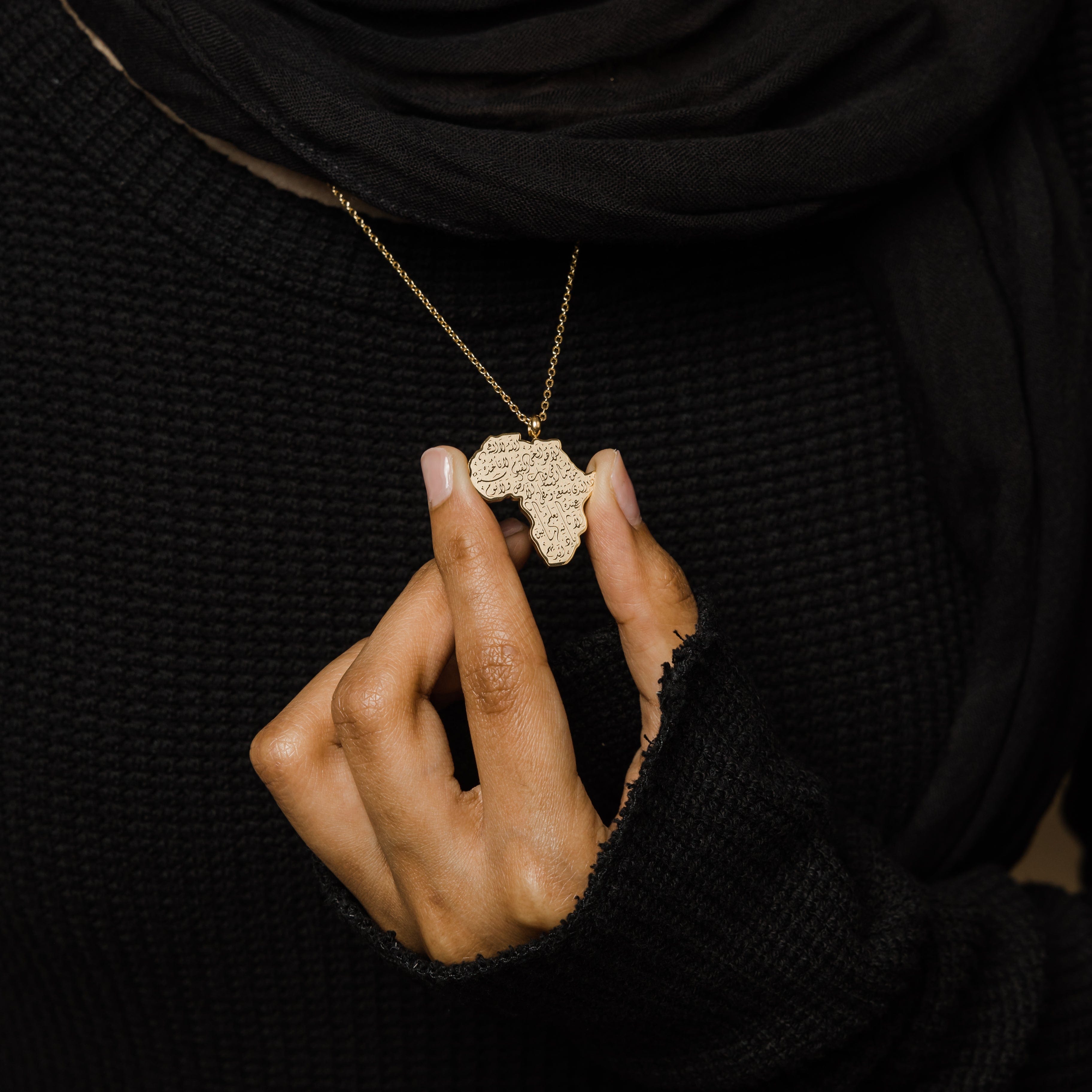 Women's Ayatul Kursi Map Pendant Necklace