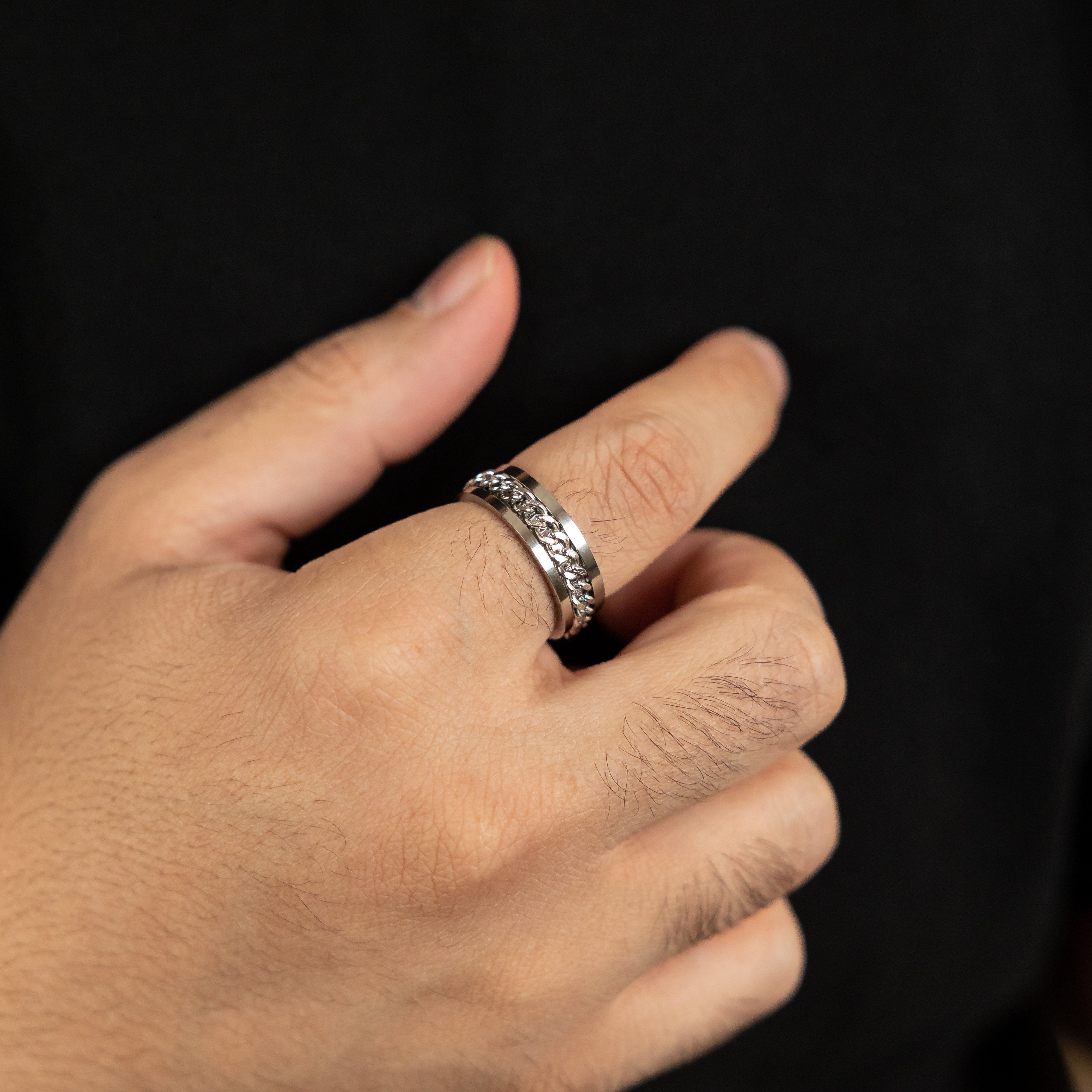 Men's Revolve Ring - Minimalist & Durable Band