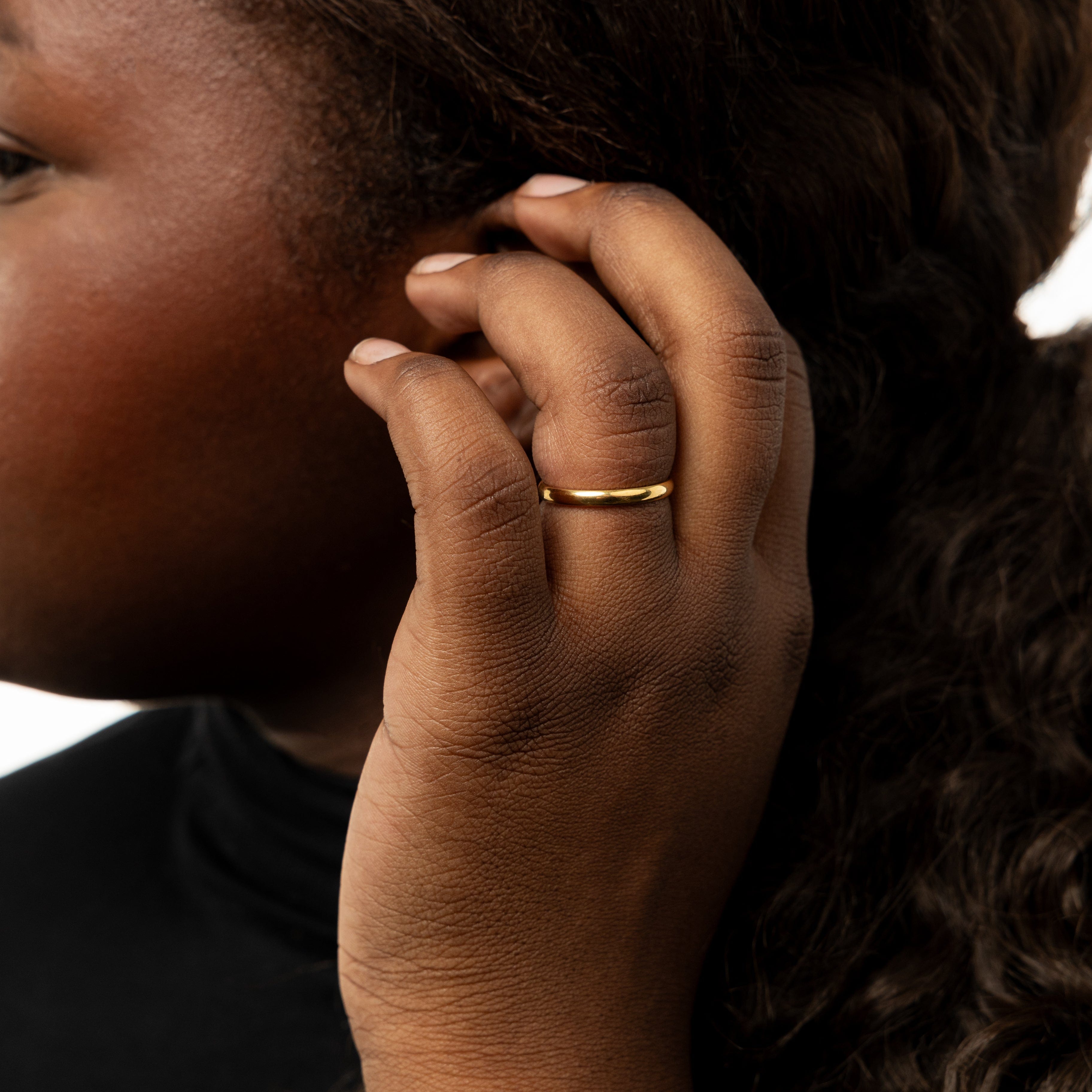 Essential Thin Ring – Minimalist & Lightweight
