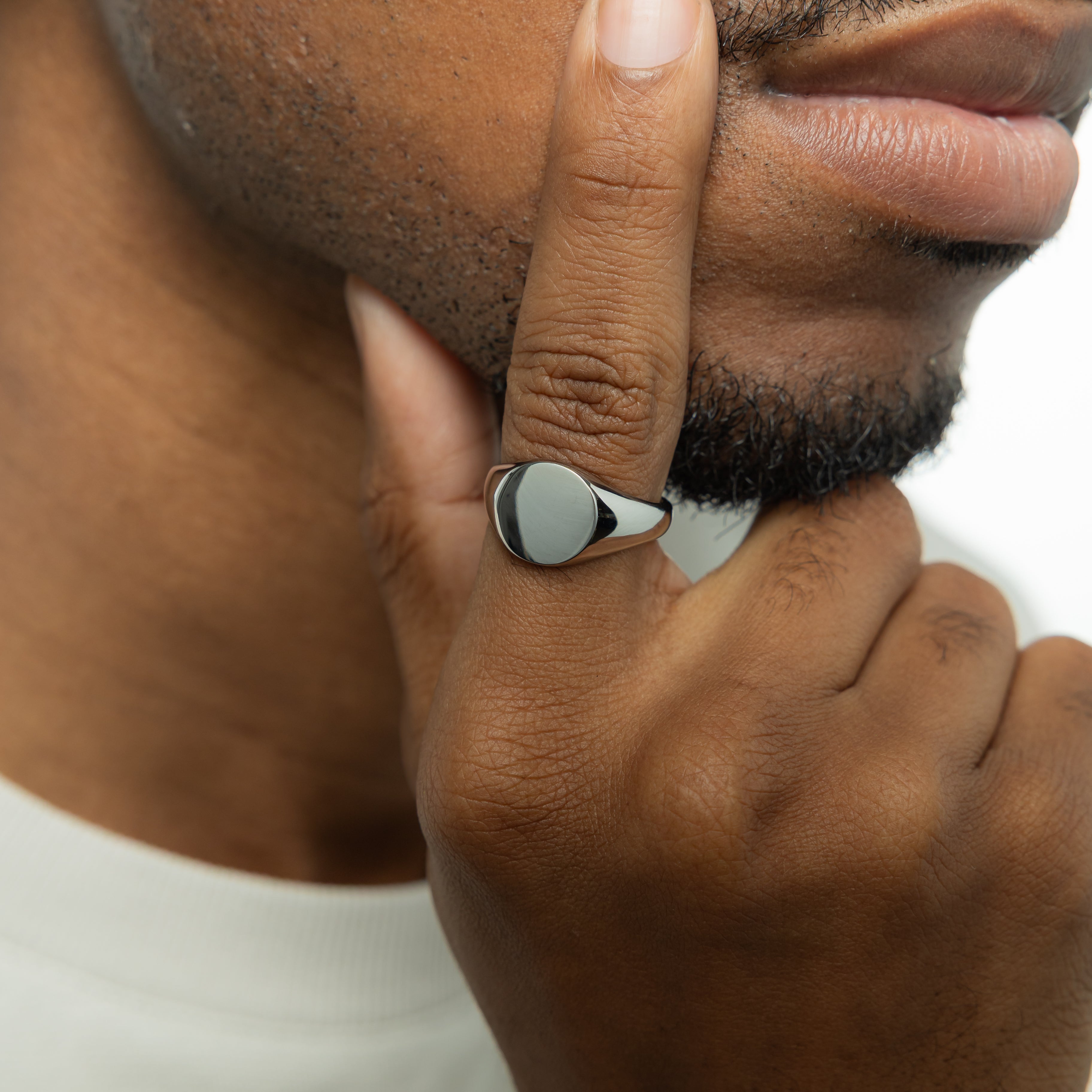 Men's Classic Round Signet Ring
