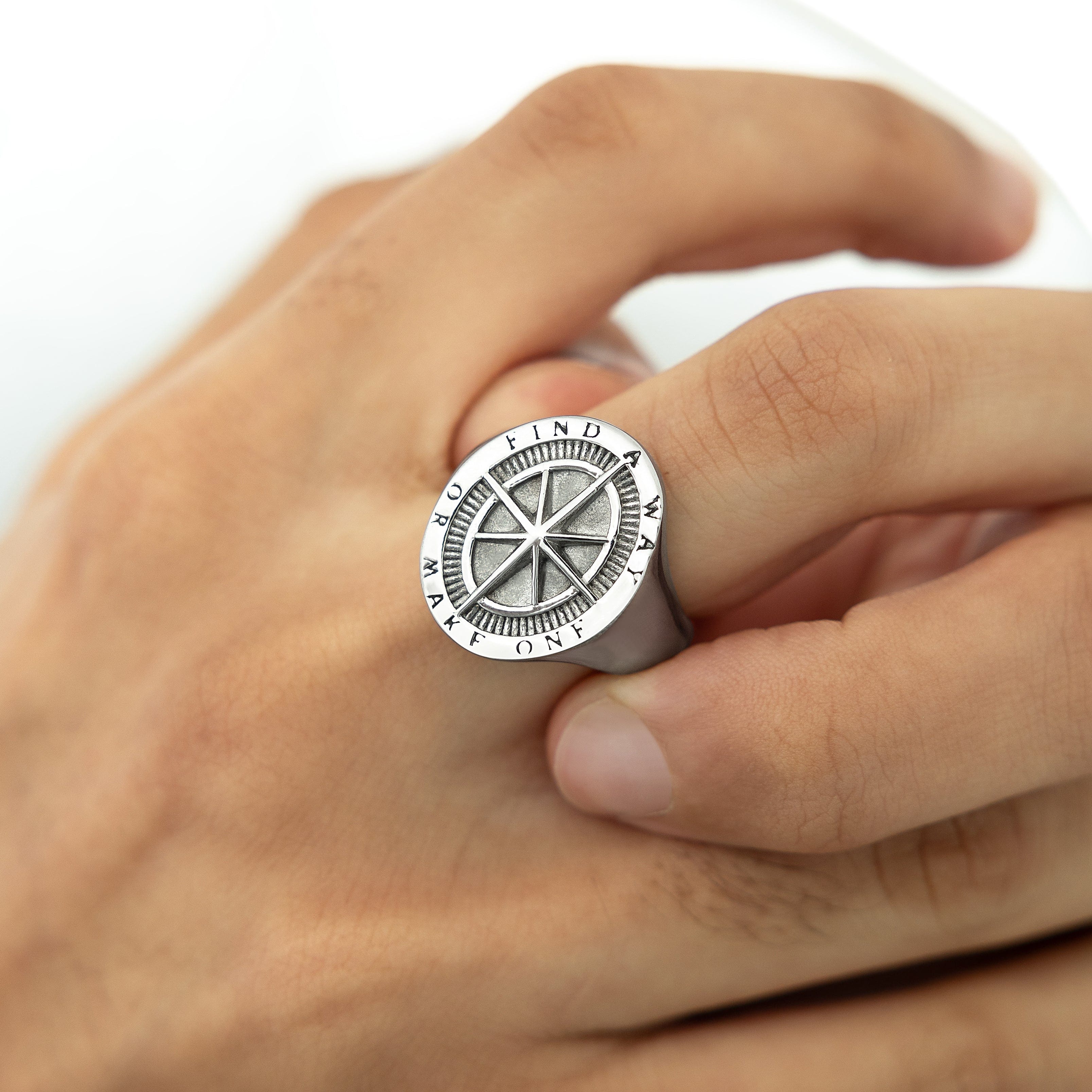 Men's 'Find a Way' Compass Ring for Adventure