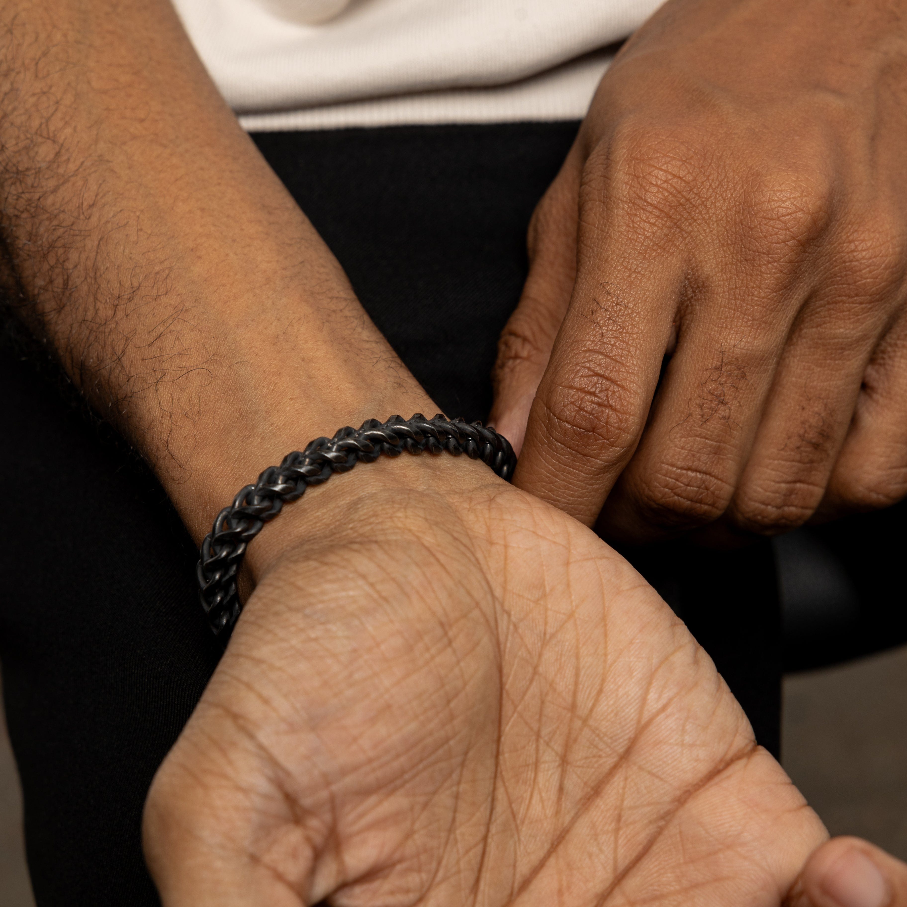 Men's Rustic Leather Bracelet for Everyday Wear