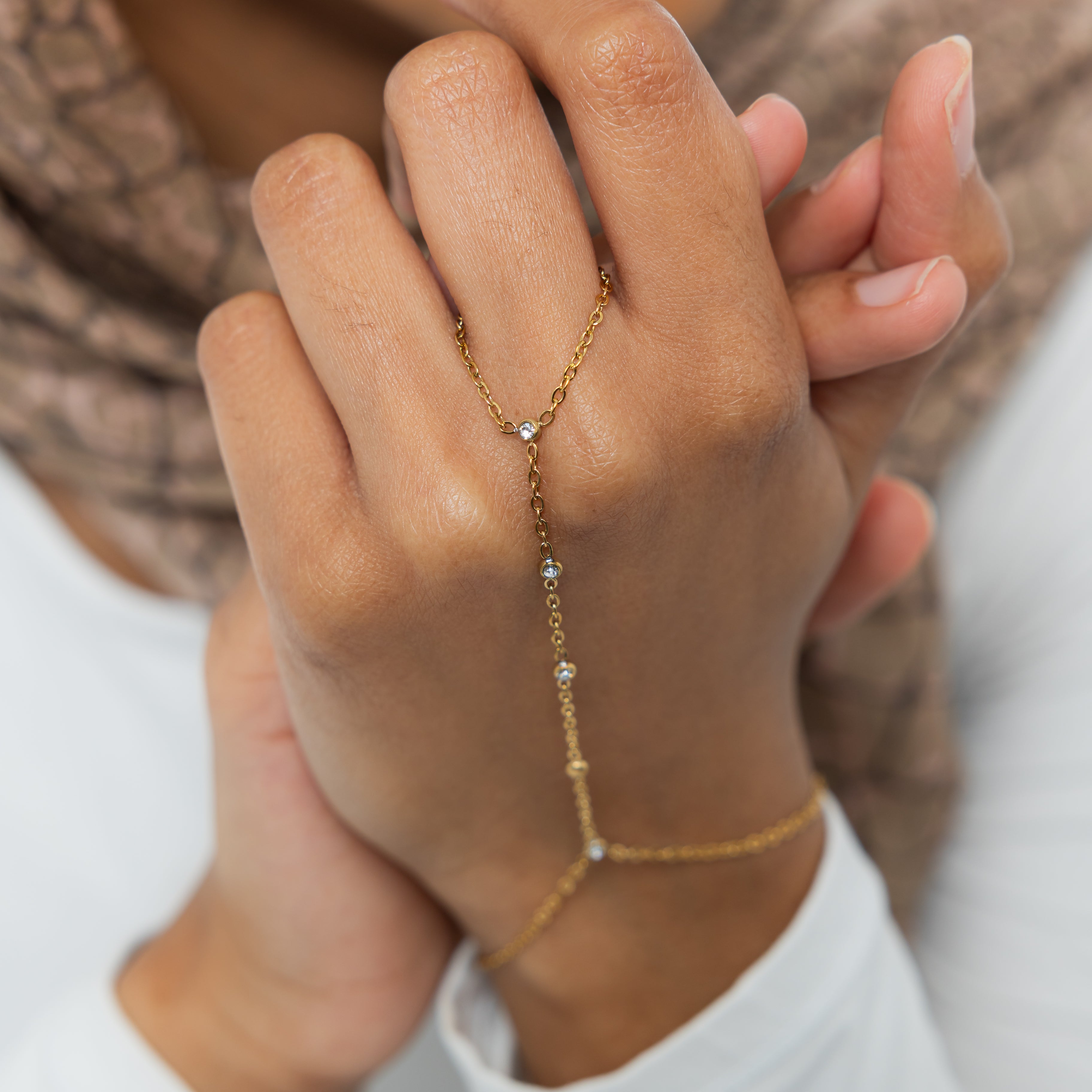 Diamond Hand Chain for Elegant Style