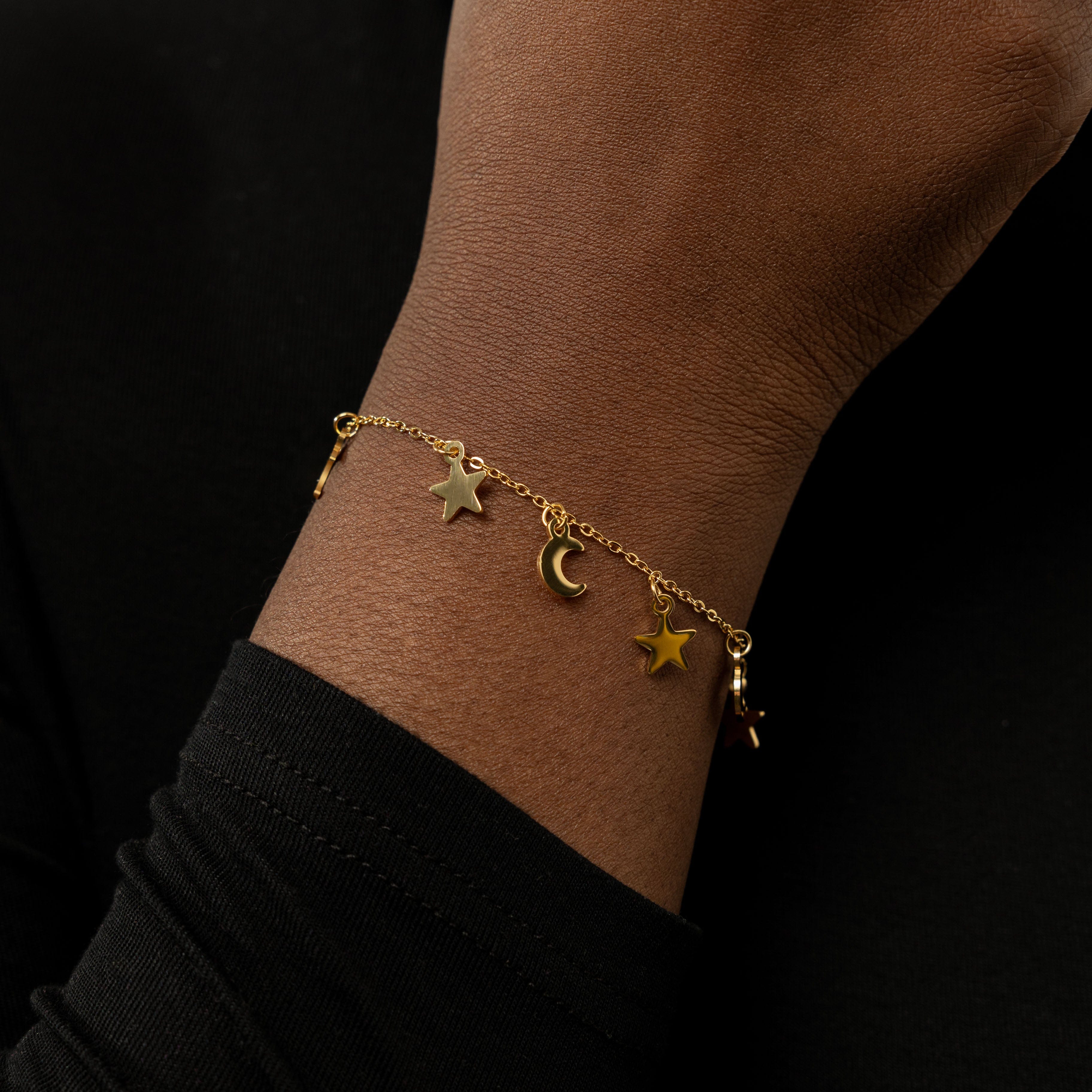 Elegant Galaxy Bracelet for Women
