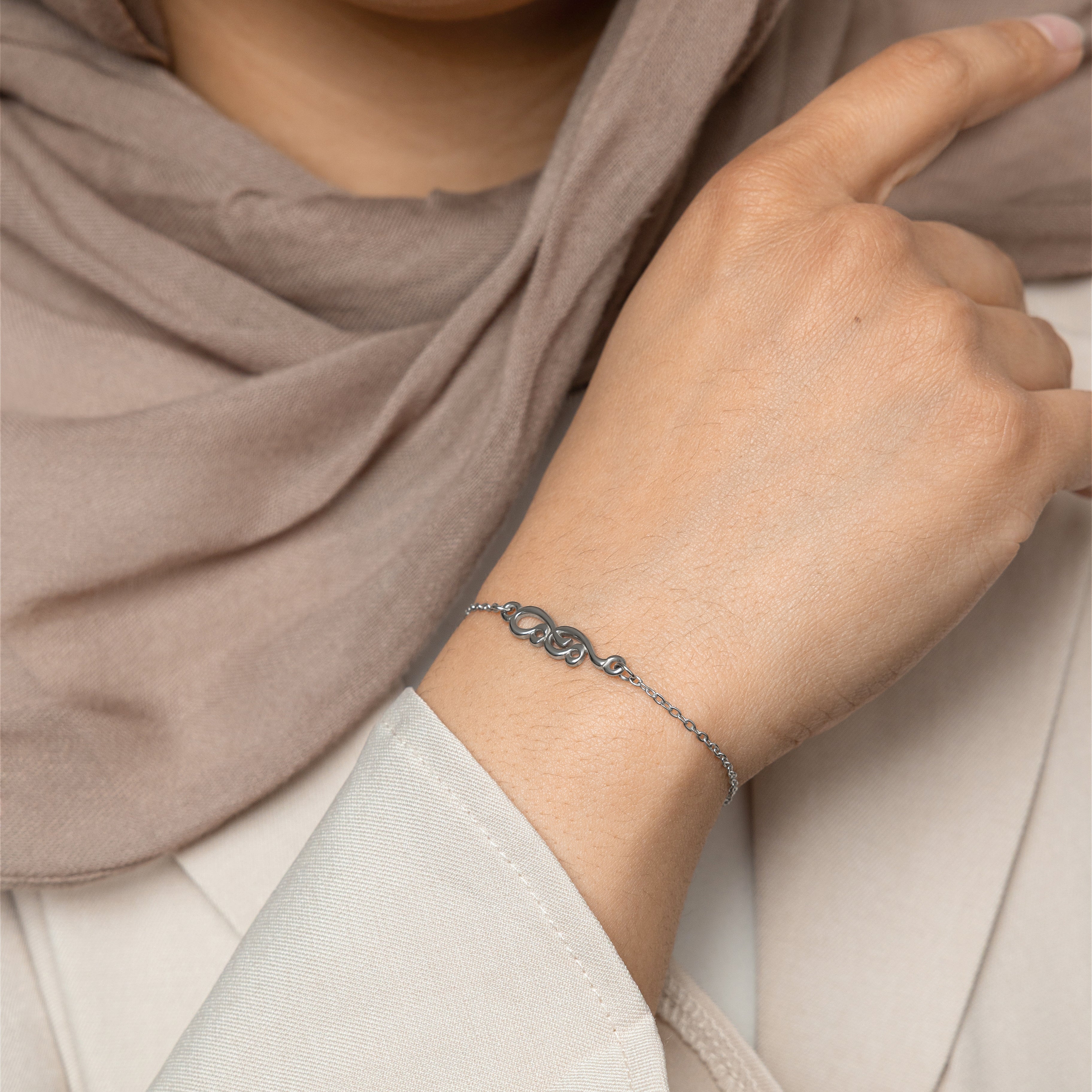 Mama Arabic Charm Bracelet