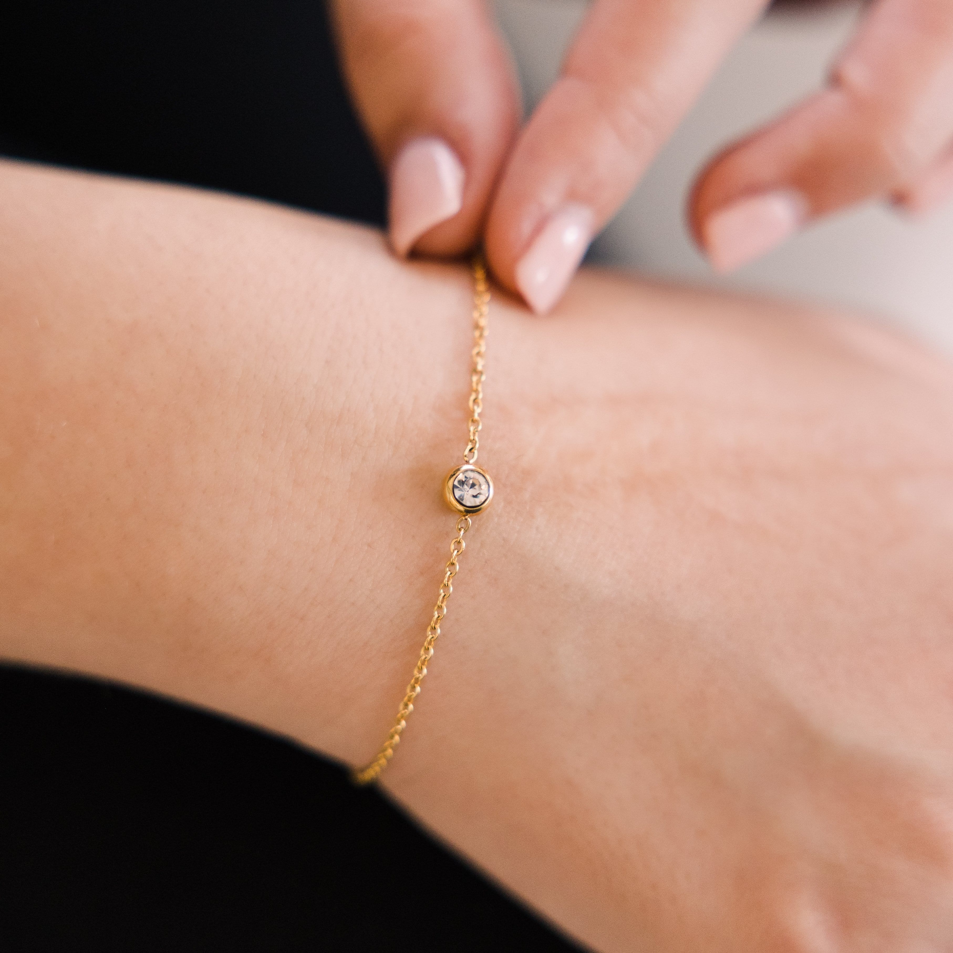 Stylish Bezel Bracelet for Everyday Wear