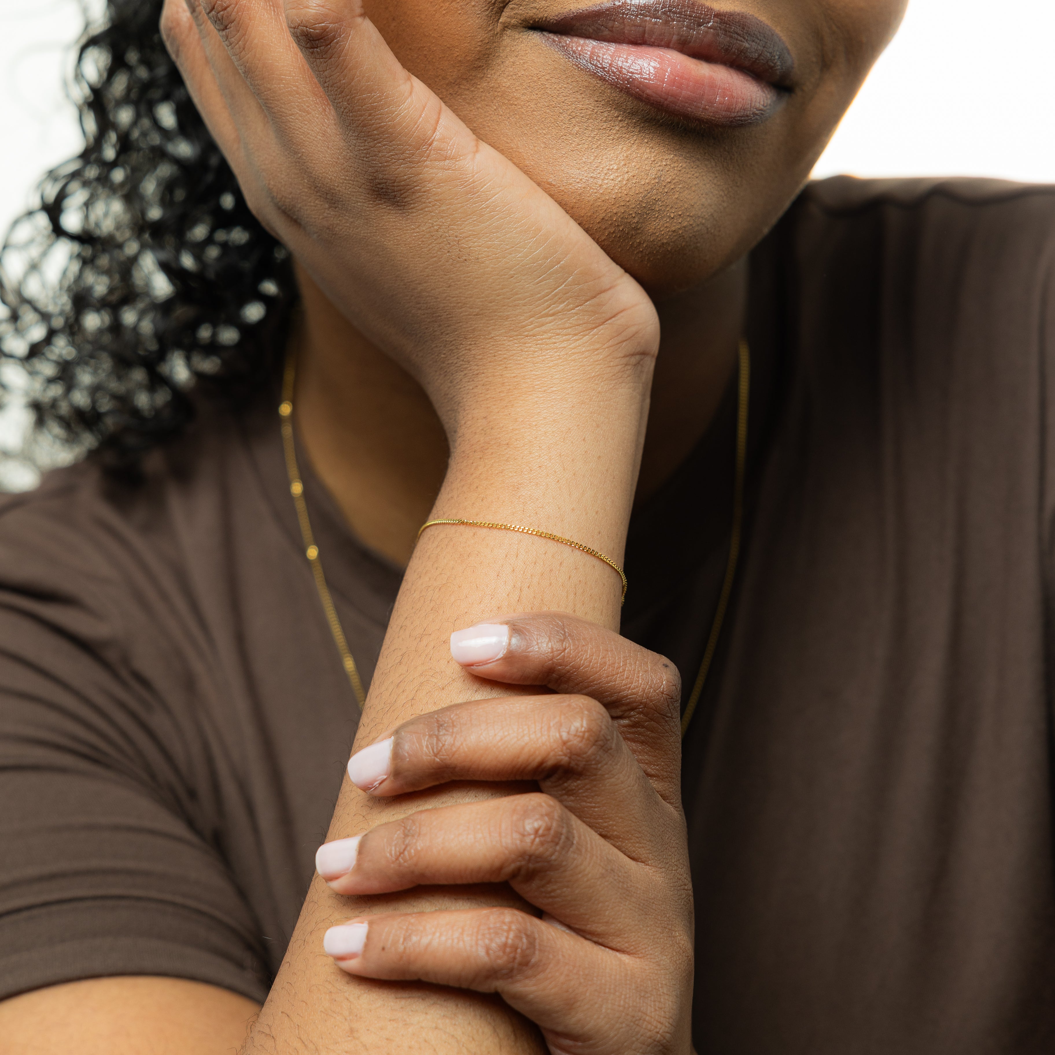 Stylish Micro Curb Bracelet for Everyday Wear