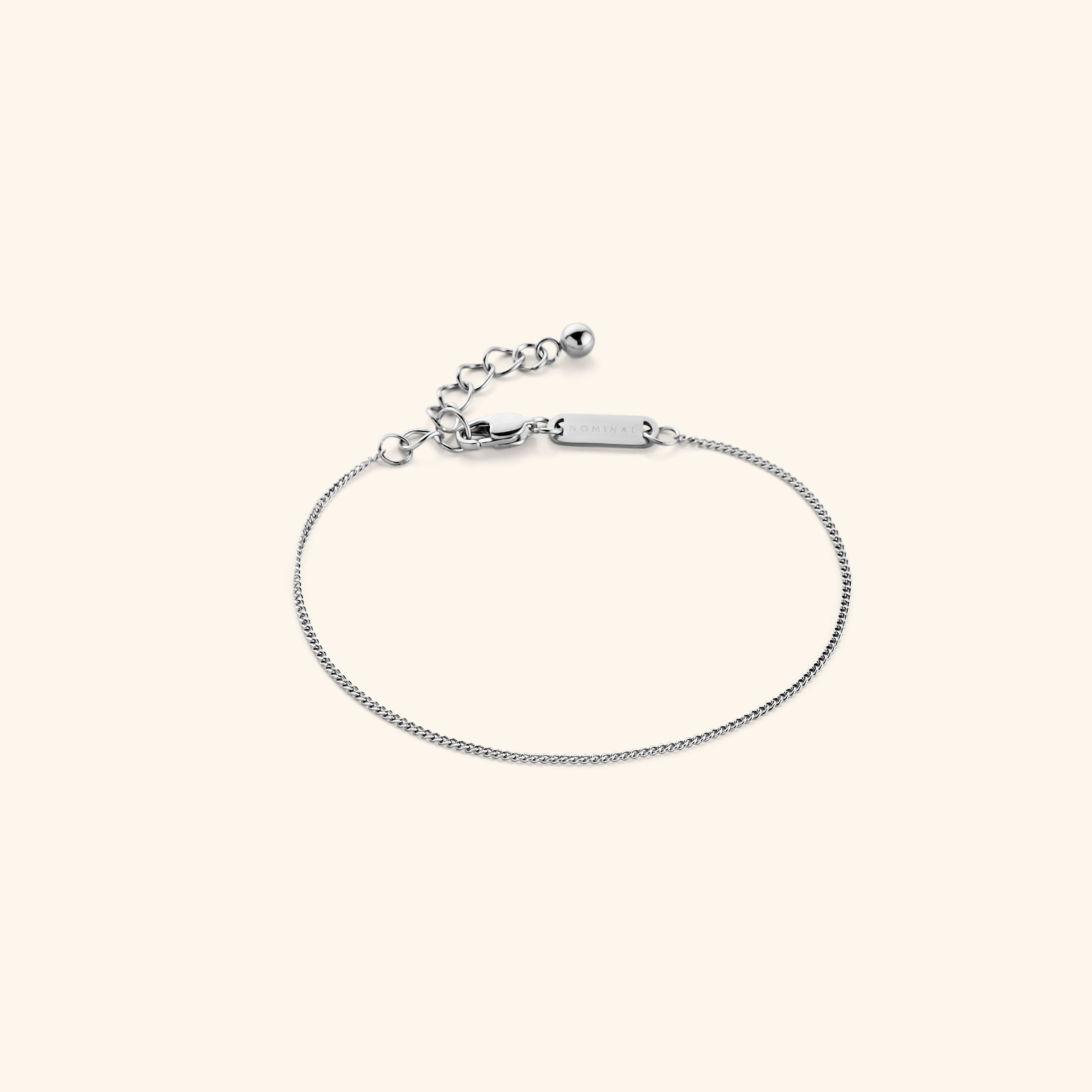 Stylish Micro Curb Bracelet for Everyday Wear