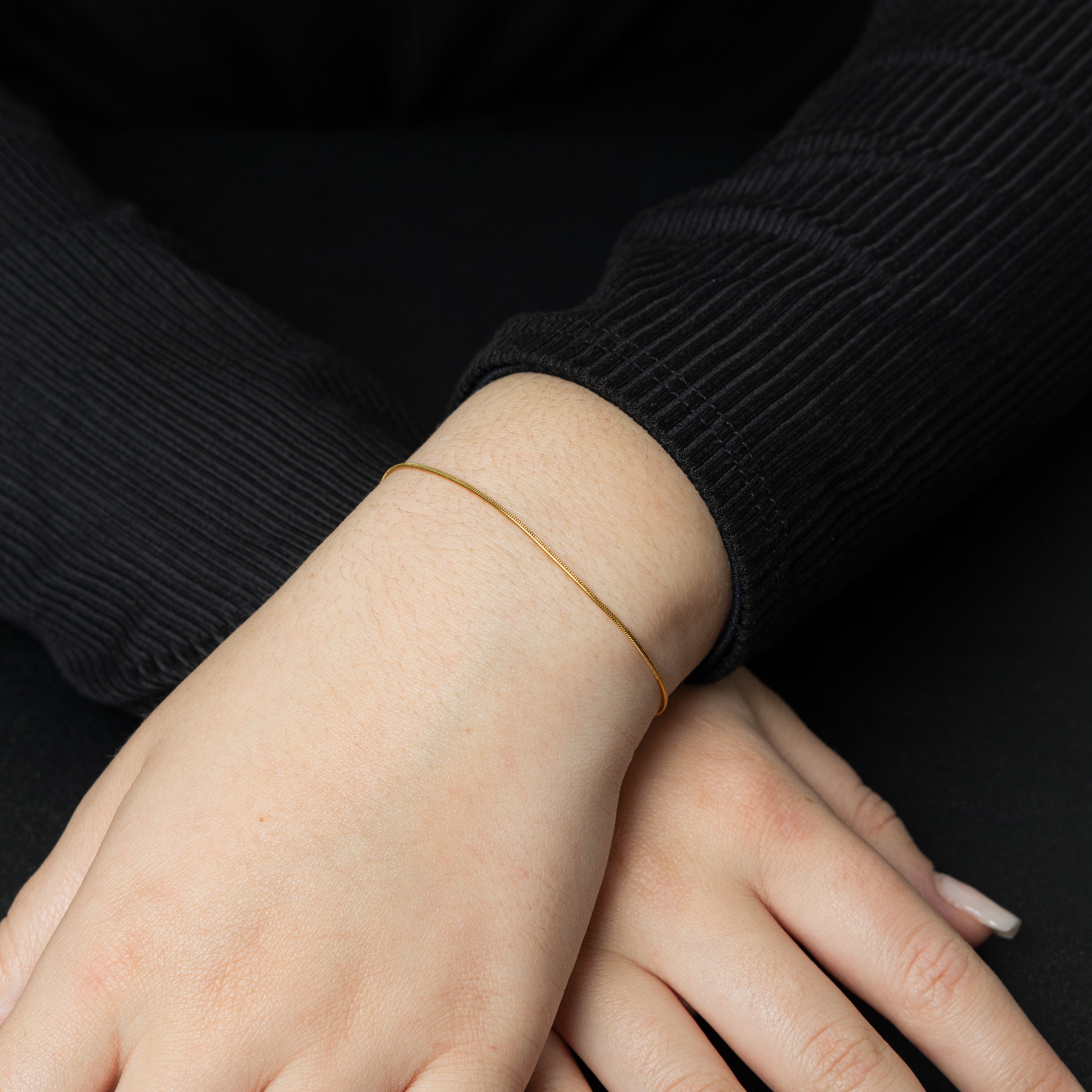 Stylish Micro Harmony Bracelet for Everyday Wear