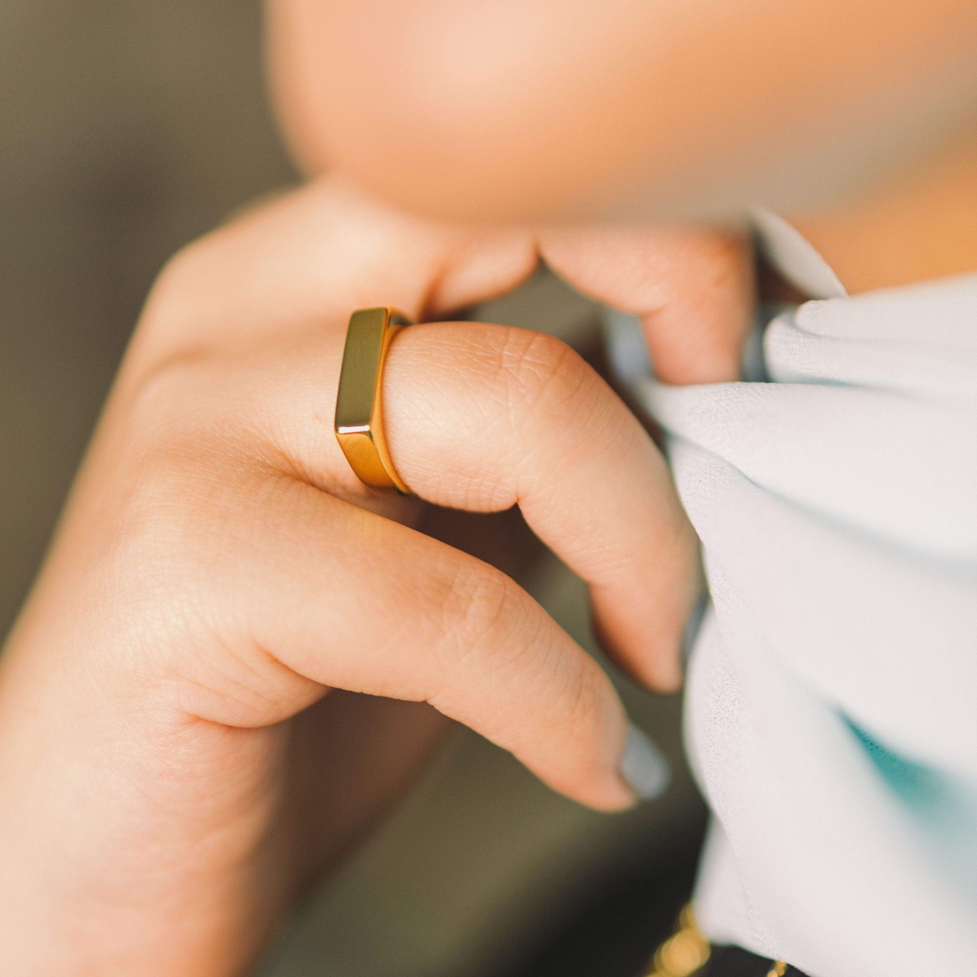 Stylish Essential Bar Ring for Everyday Wear