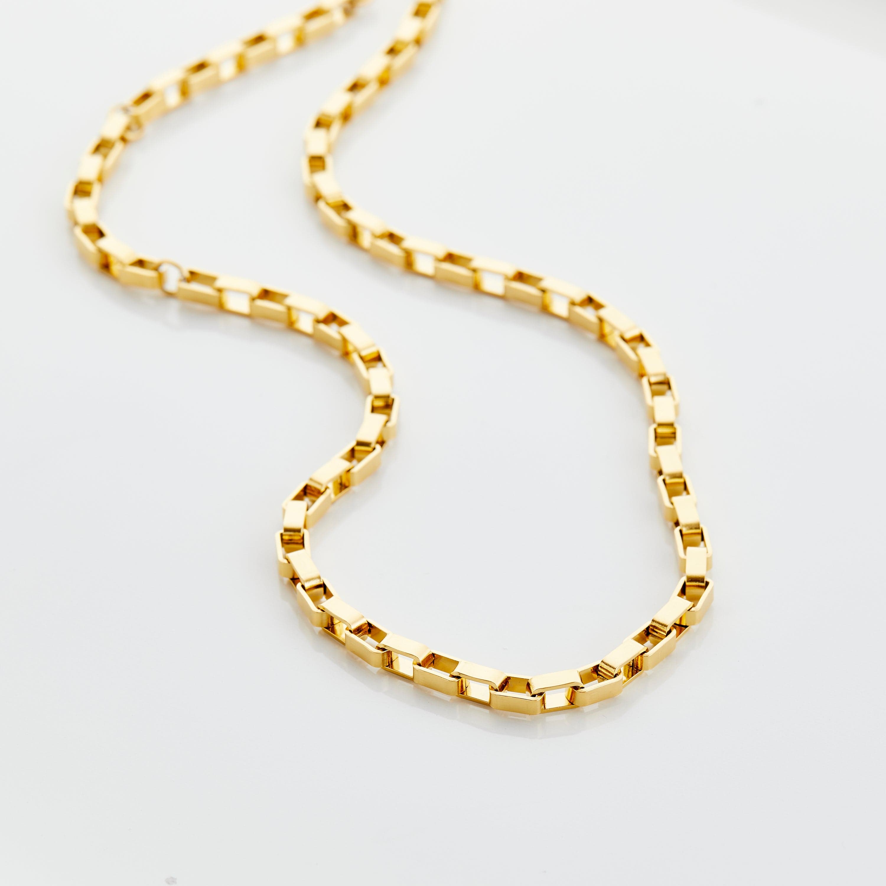 Stylish Block Chain Necklace for Everyday Wear