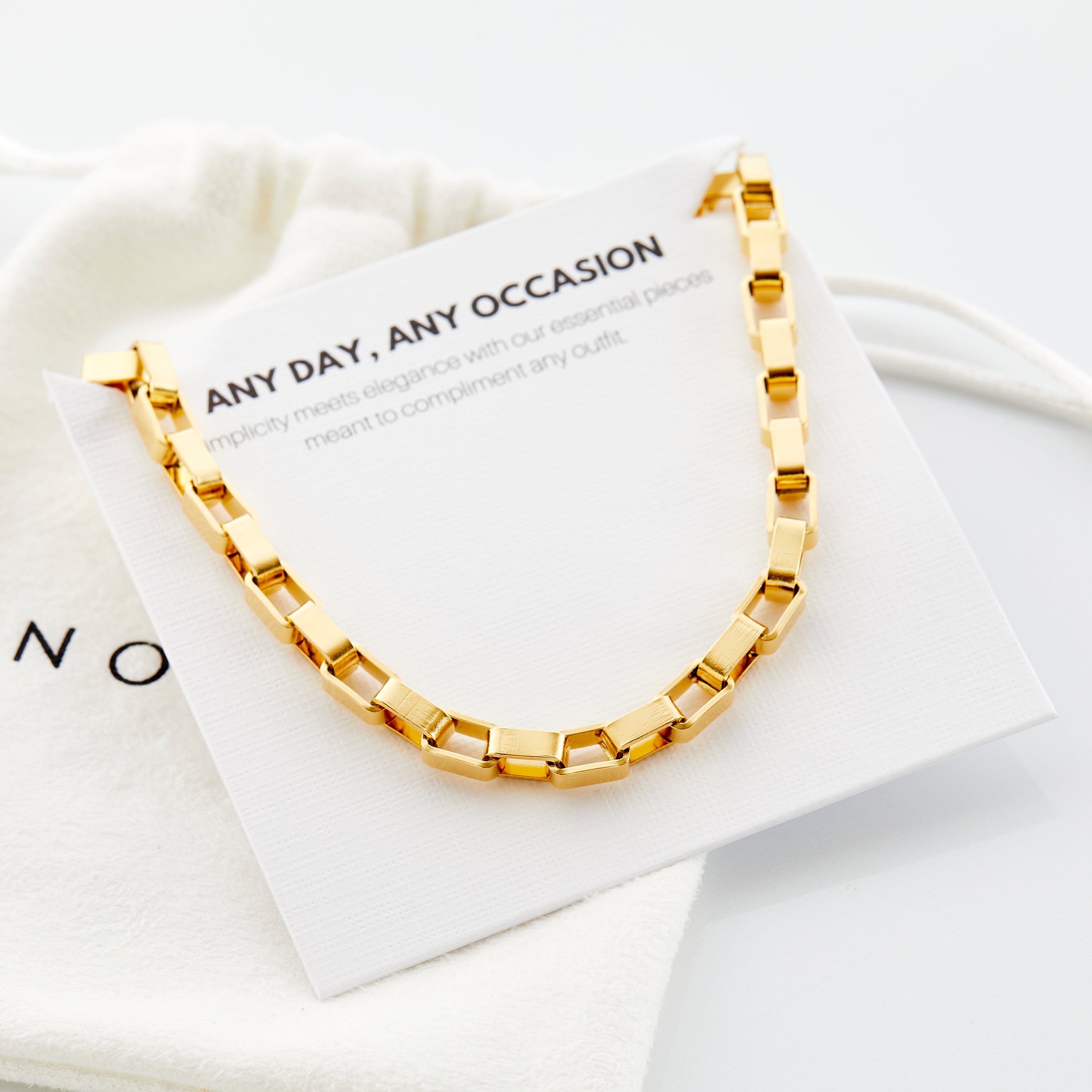 Stylish Block Chain Necklace for Everyday Wear