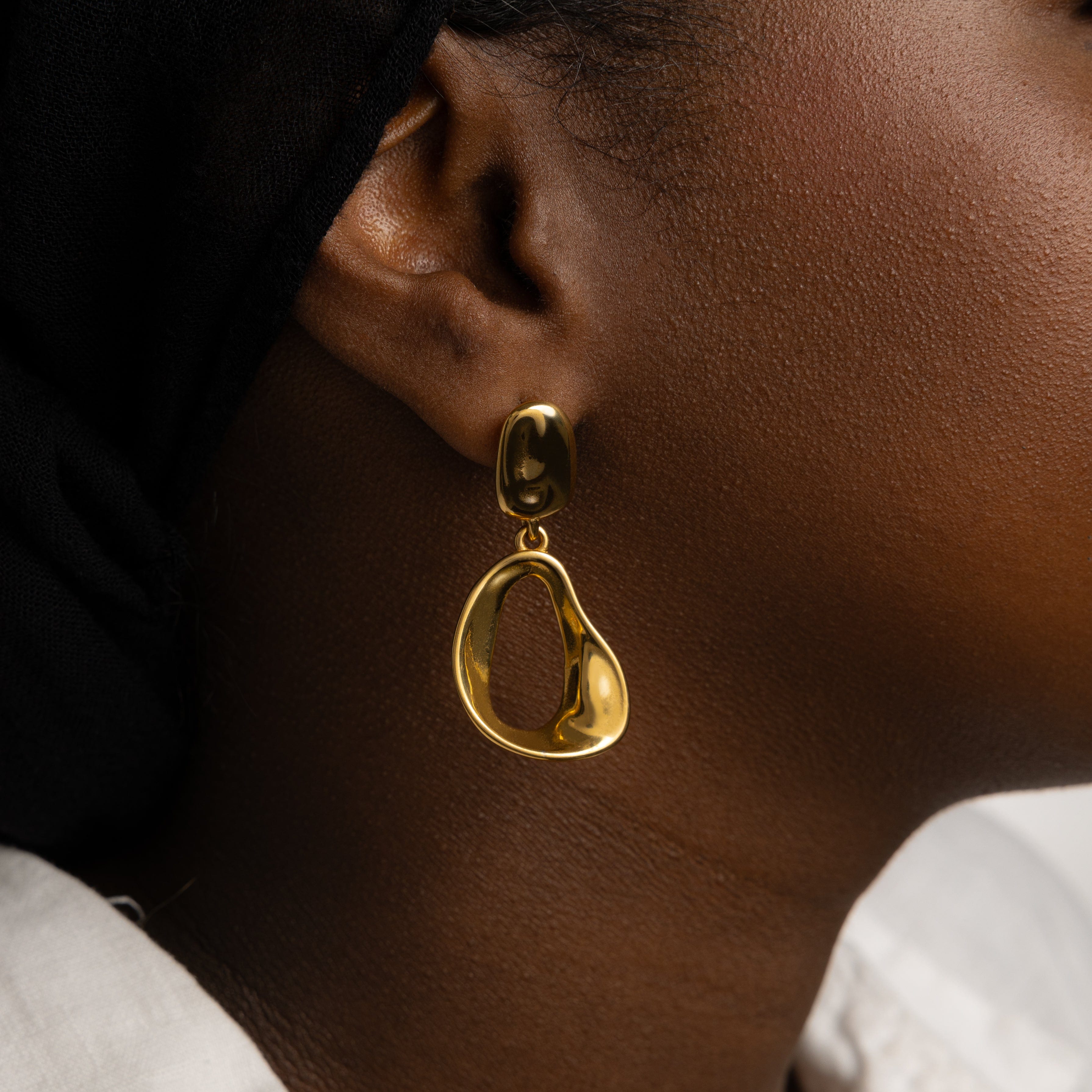 Stylish Droop Earrings for Everyday Wear