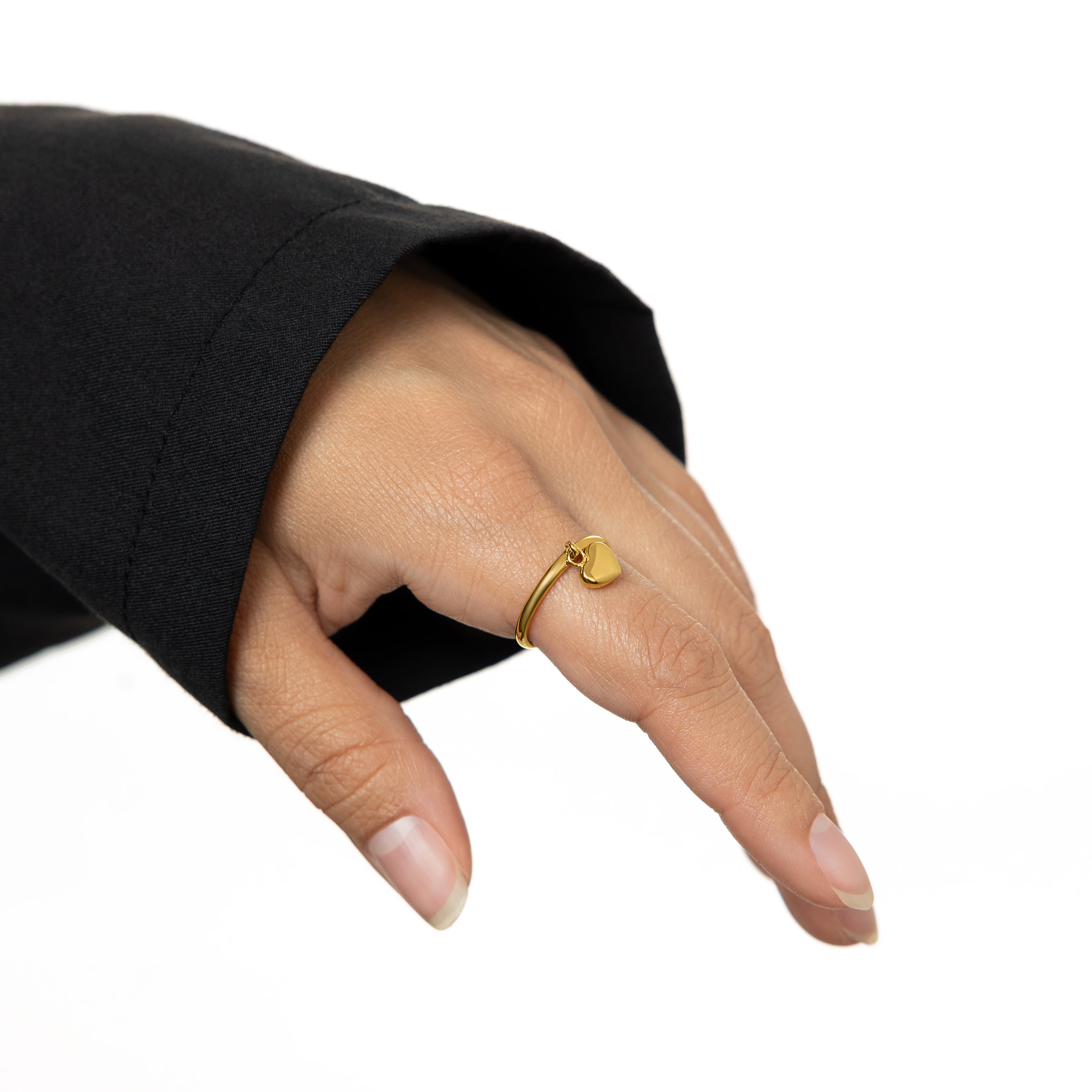 Heart Loop Ring – Elegant Minimalist Jewelry