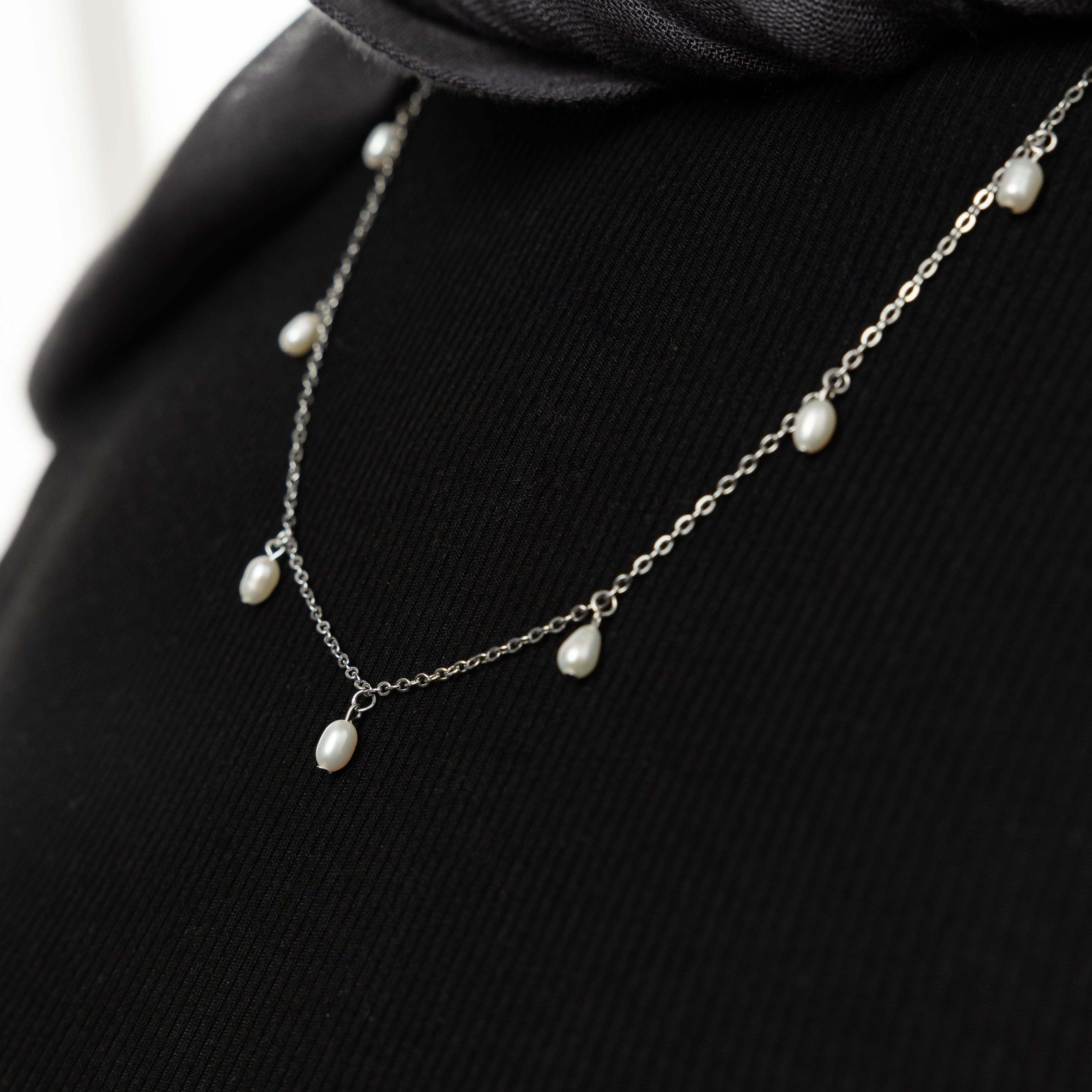 Elegant Pearl Drop Necklace for Women