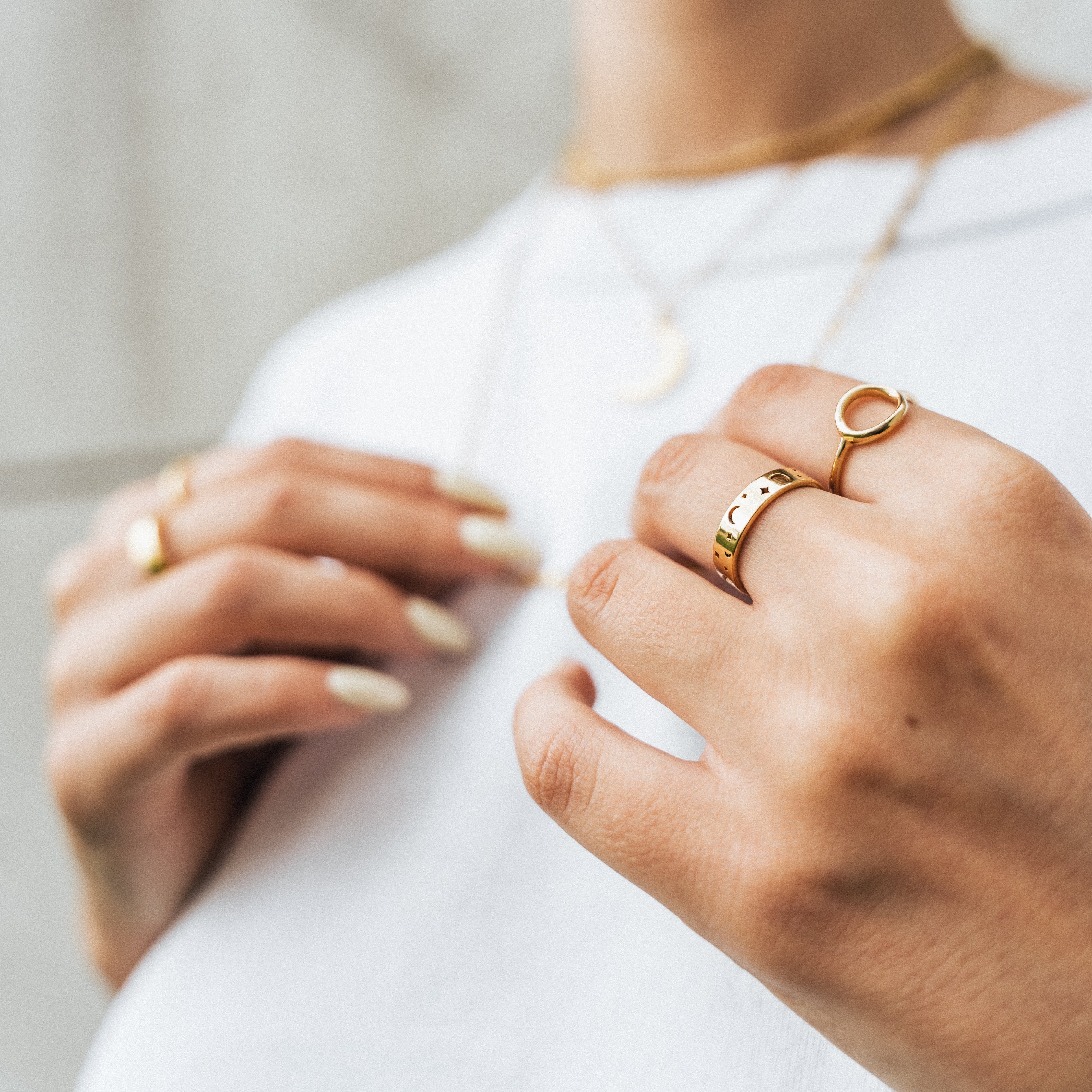 Stargazer's Ring – Celestial-Inspired Jewelry