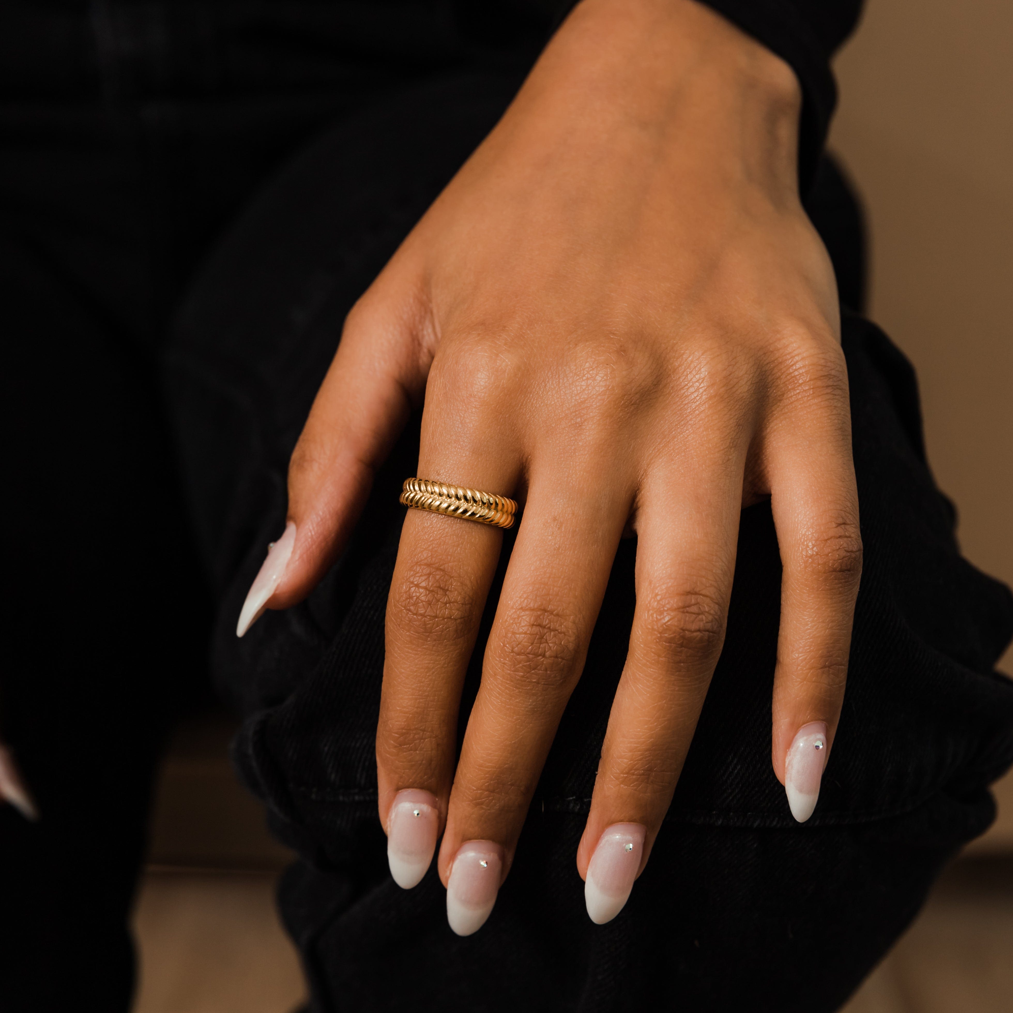 Herringbone Band Ring for Stylish Everyday Wear