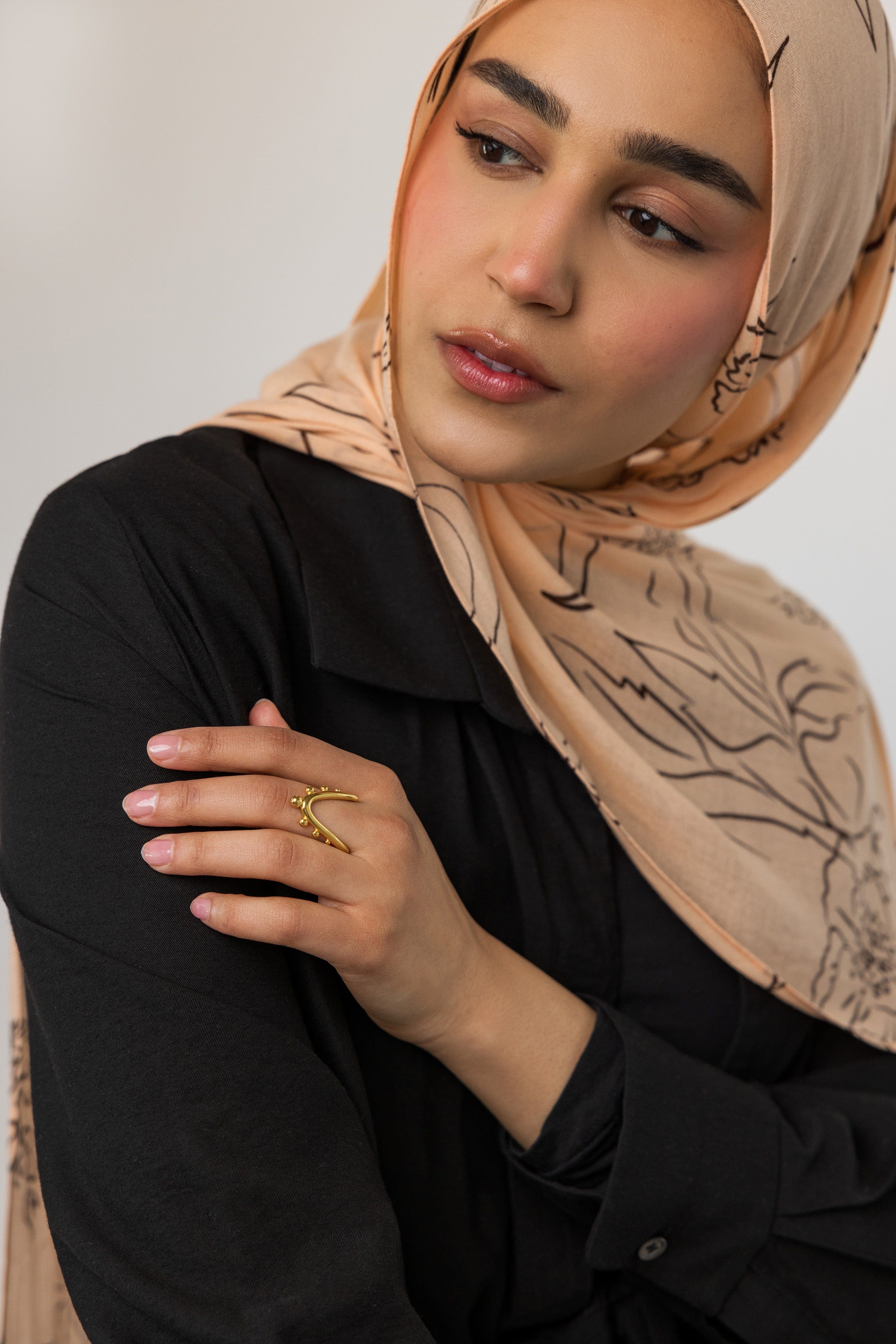 VELA x Nominal Orbiting Ring – Modern Jewelry