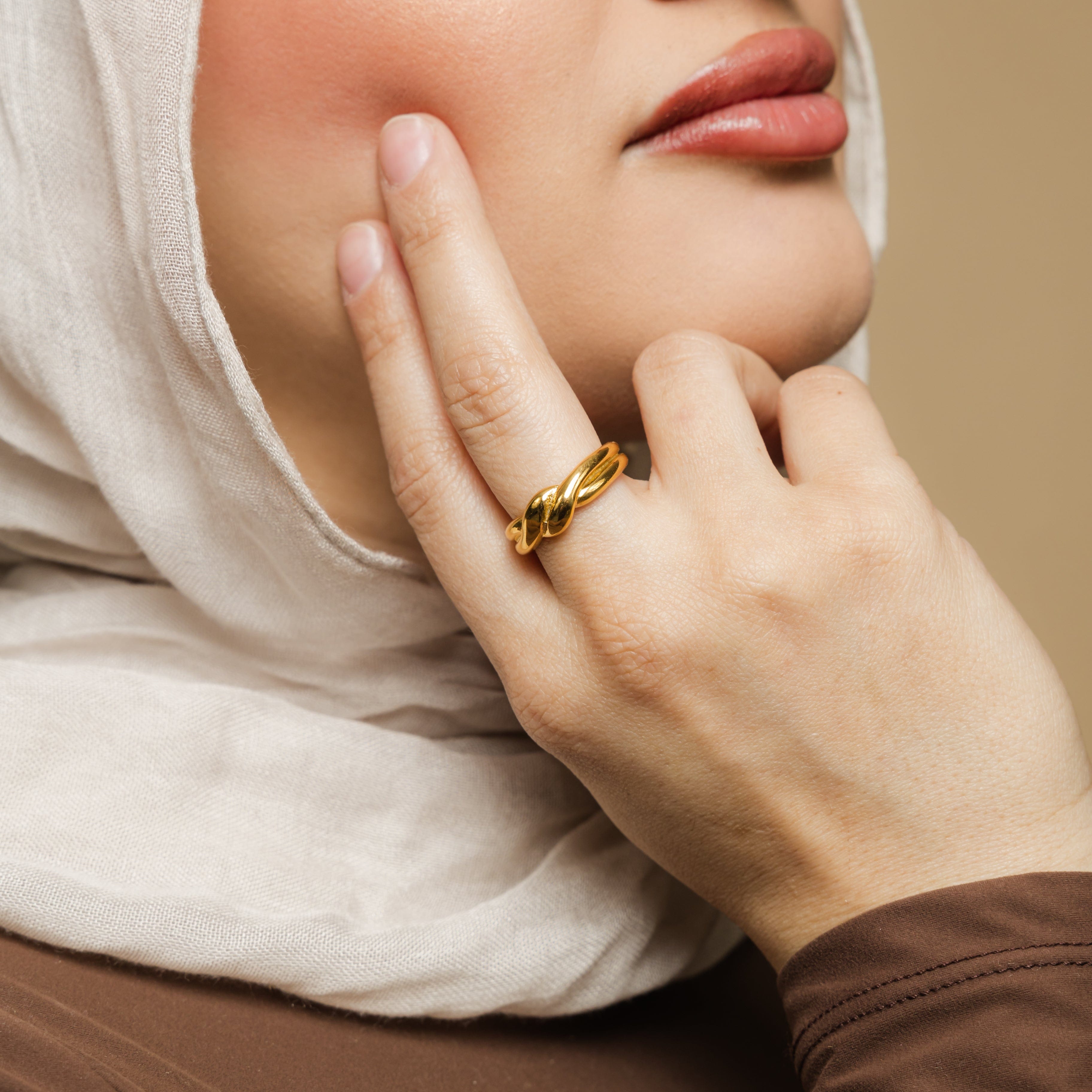Stylish Knot Ring for Everyday Wear