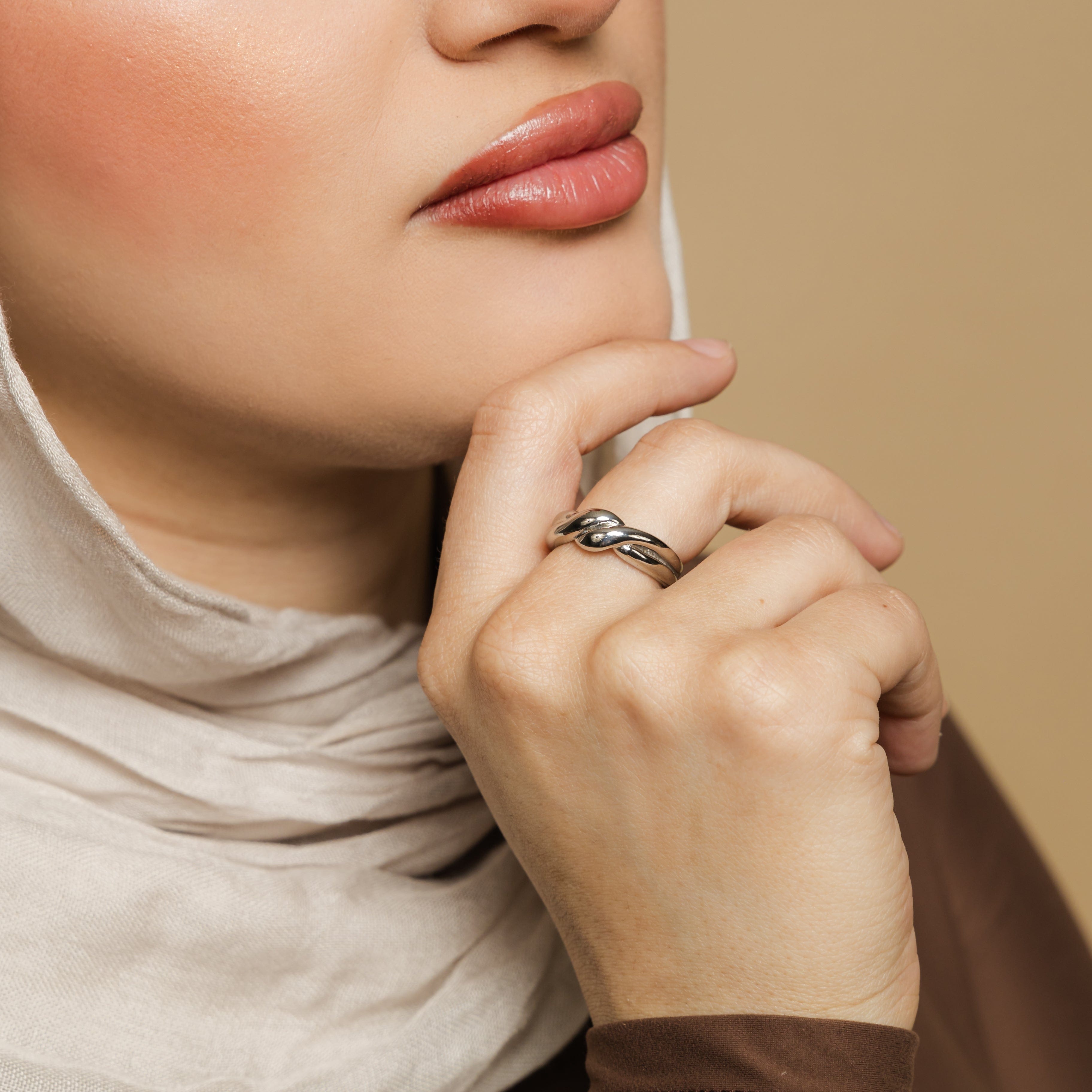Stylish Knot Ring for Everyday Wear