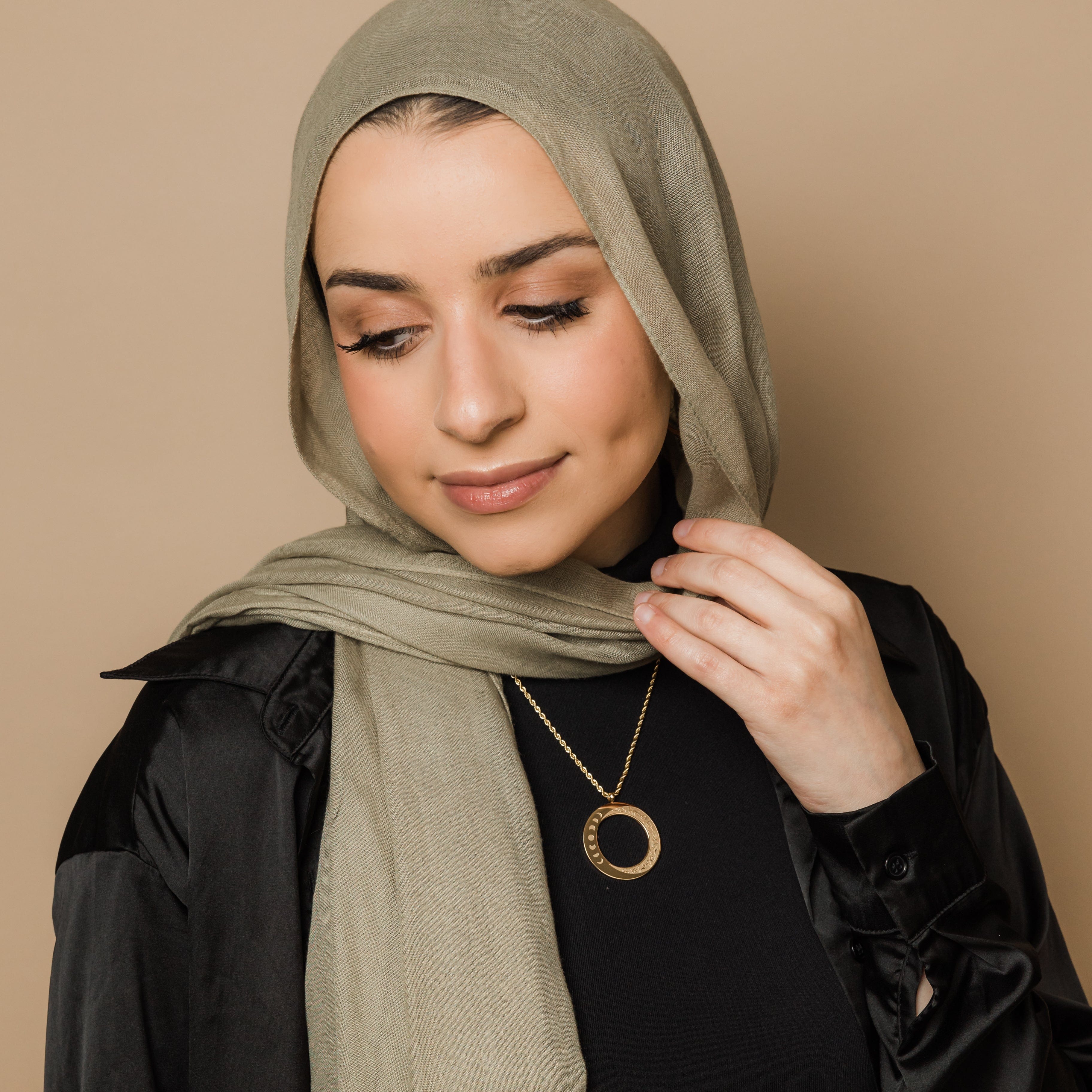 Moon Pendant Necklace for Women | Elegant Jewelry
