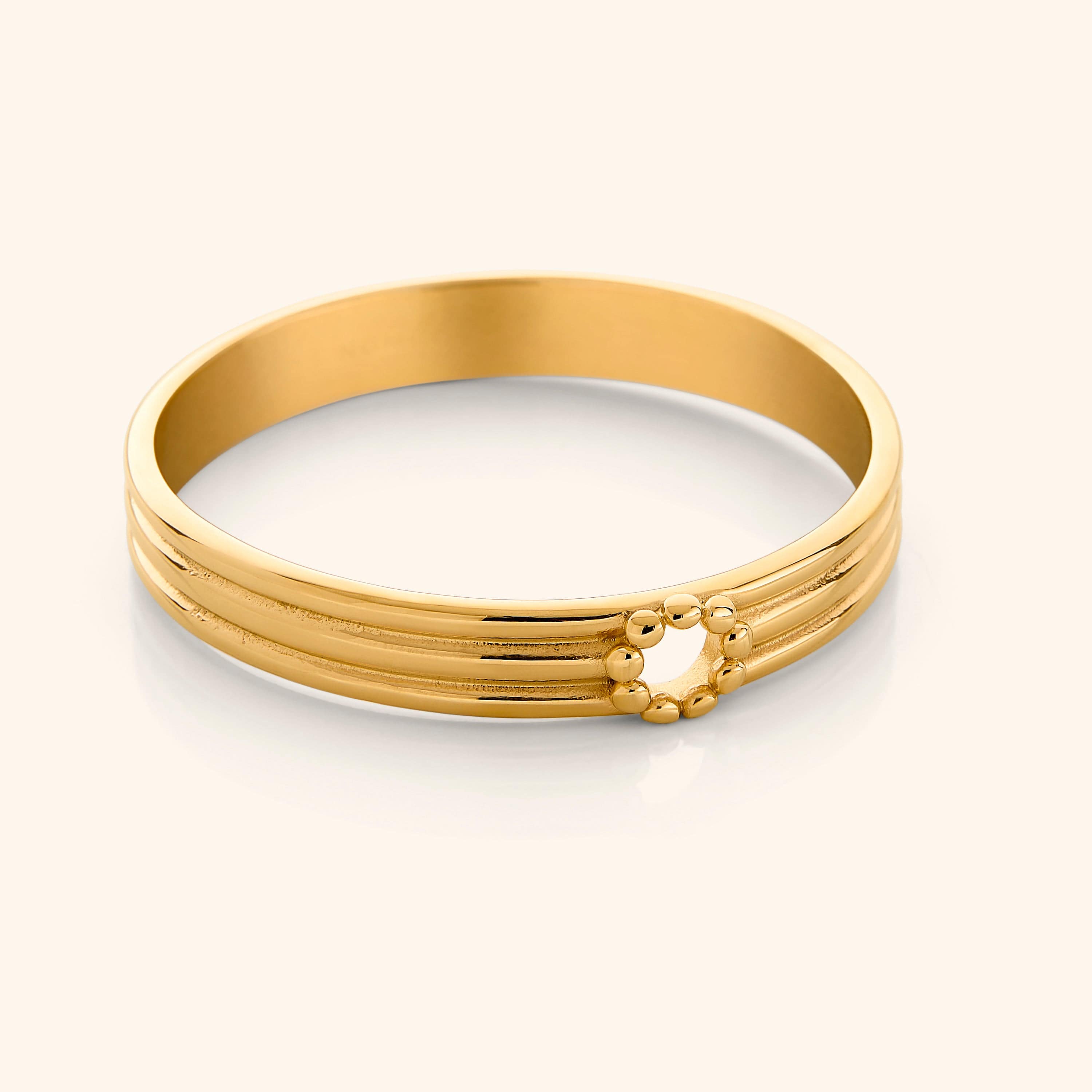 Blossom Bangle - Elegant Floral Bracelet for Women
