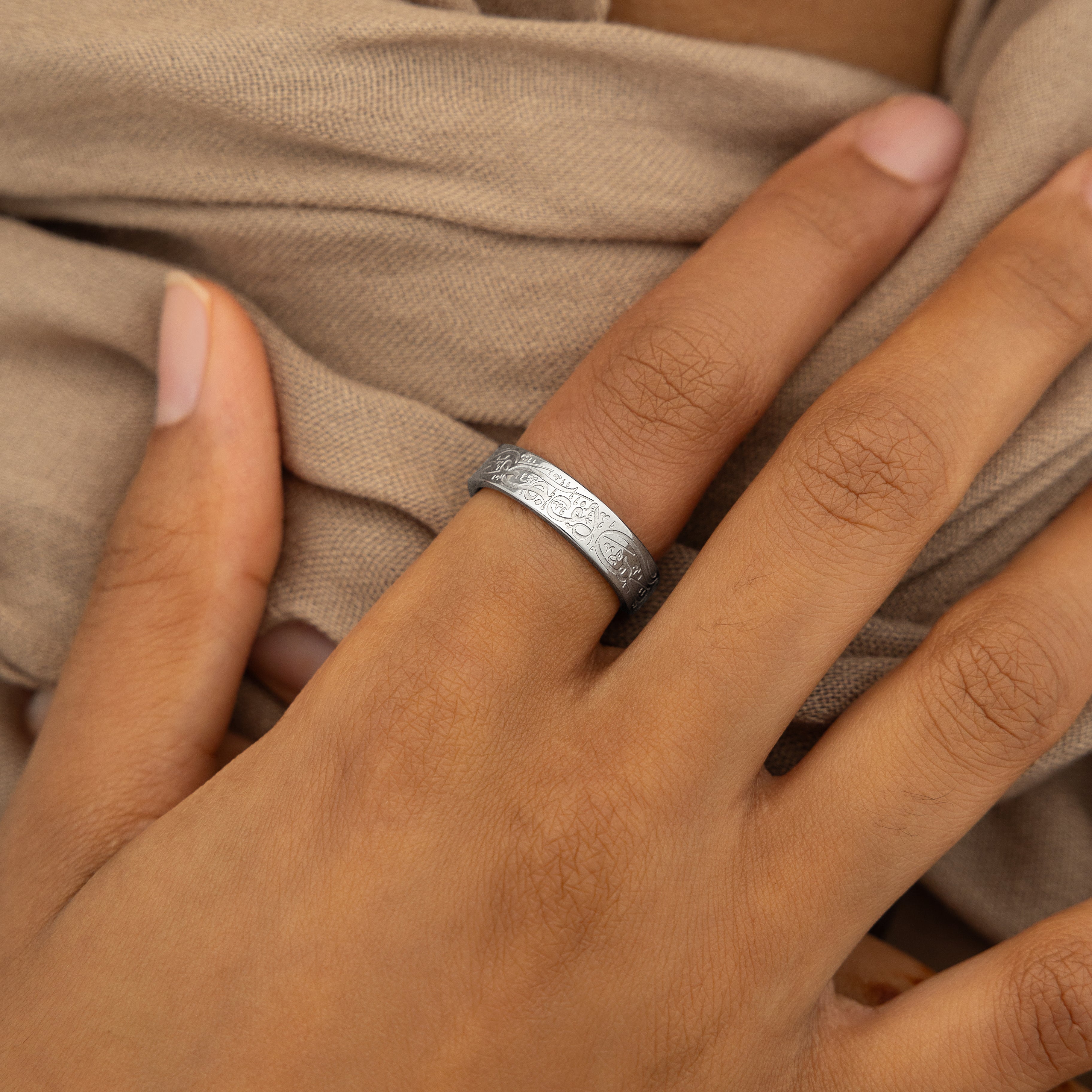 Rumi Inspirational Ring – Listen to Life's Messages