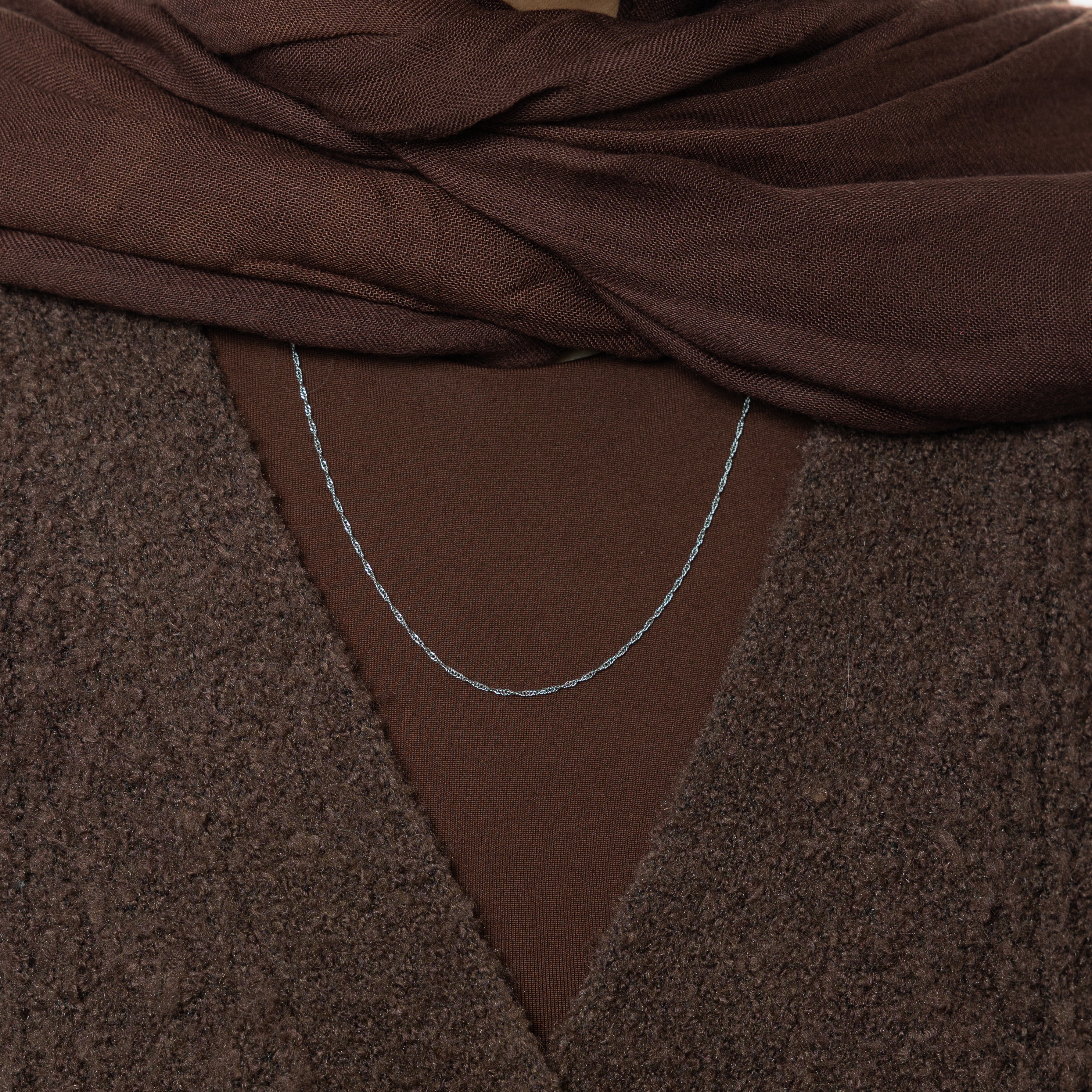 Stylish Micro Twisted Chain Necklace