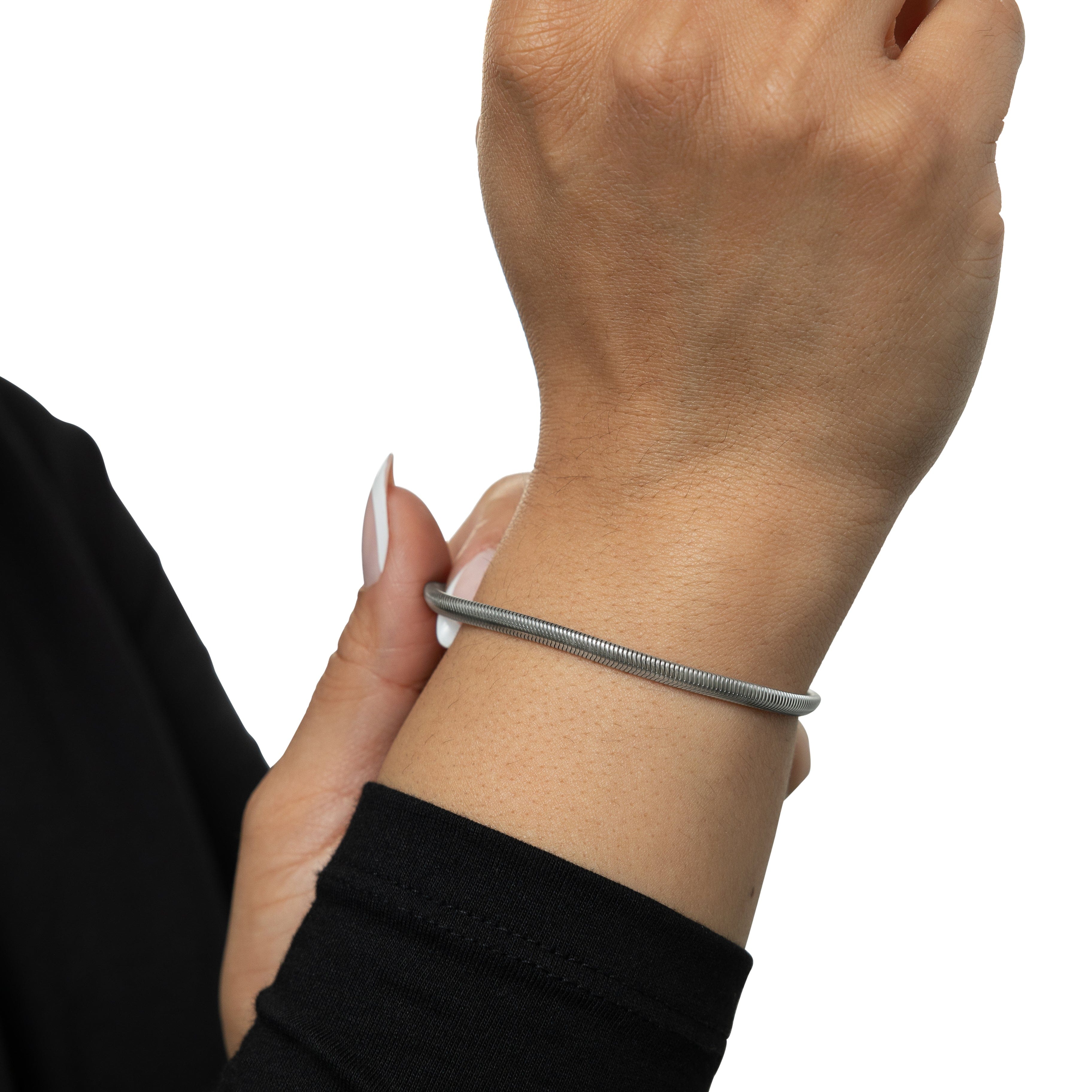 Stylish Rounded Snake Bangle Bracelet